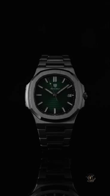 Poedagar watch AI product animation still